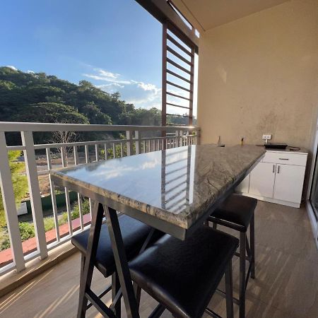 Bonel Condo At Pico De Loro Cutad Exterior foto